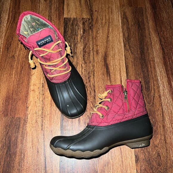 Sperry Women’s Size 7 Quilted Pattern Waterproof Rain Snow Duck Boots - Picture 2 of 5